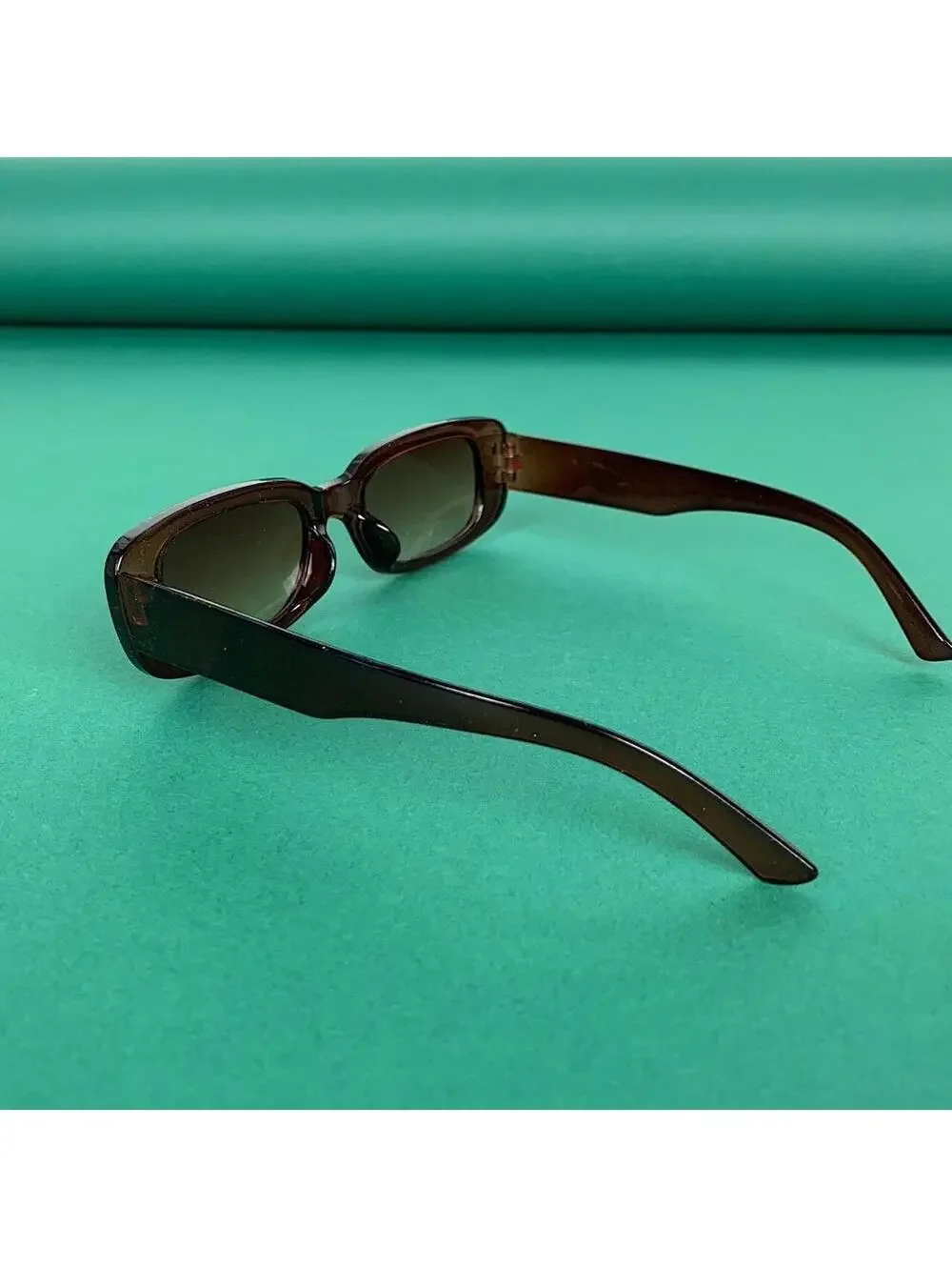 Vintage y2k style style brown sunglasses. UVA UVB protection